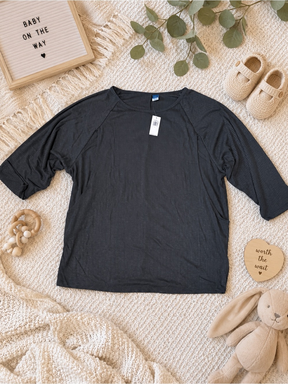 NWT Old Navy Maternity Nursing Ribbed Top Gray Large 3/4‎ sleeve